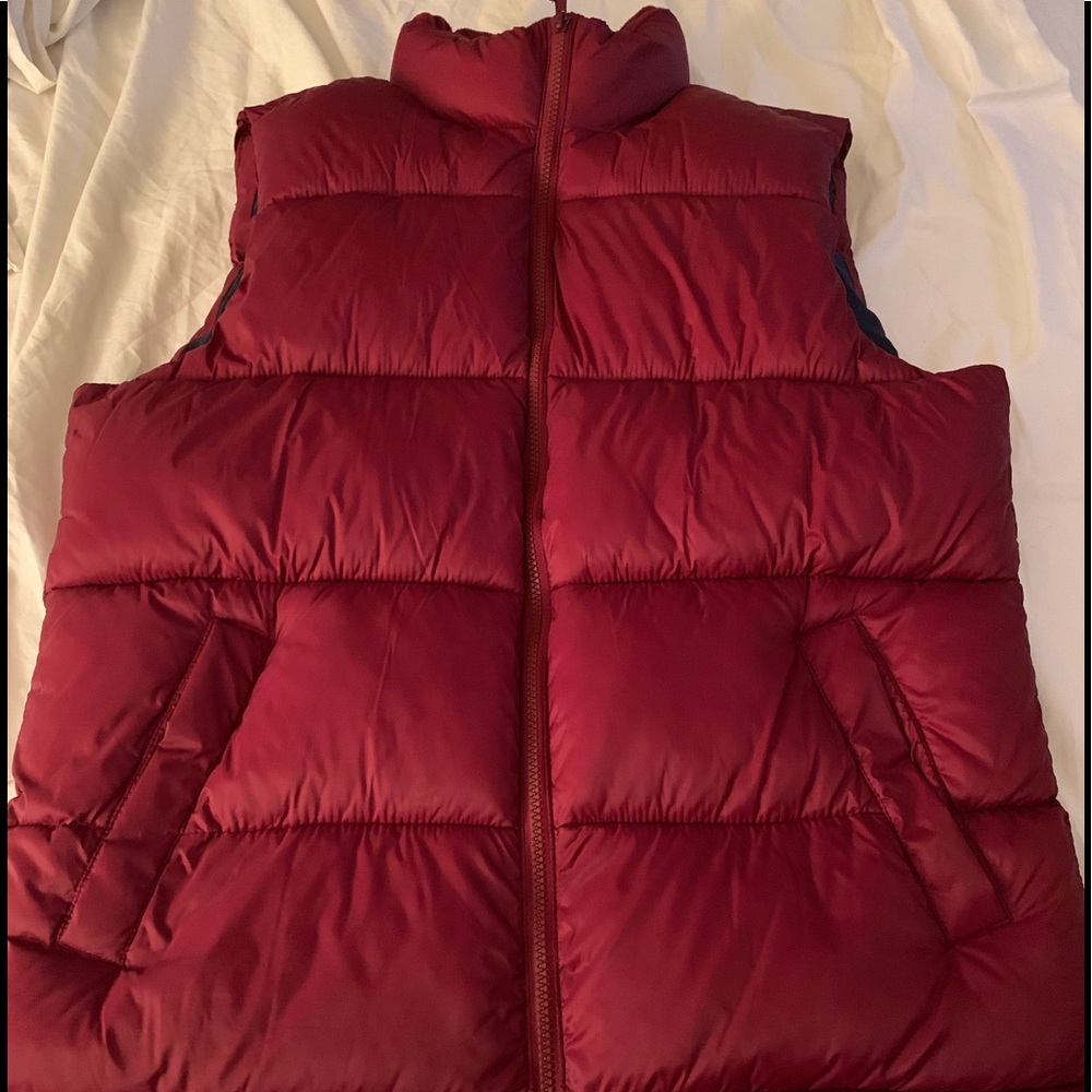 Old Navy Puffer Vest, New w/o Tags
